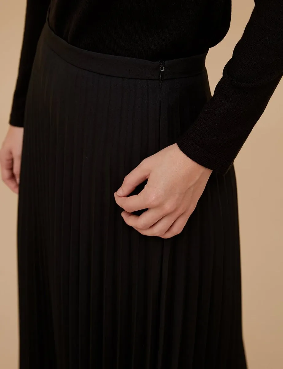 BASIC PLEATED SKIRT