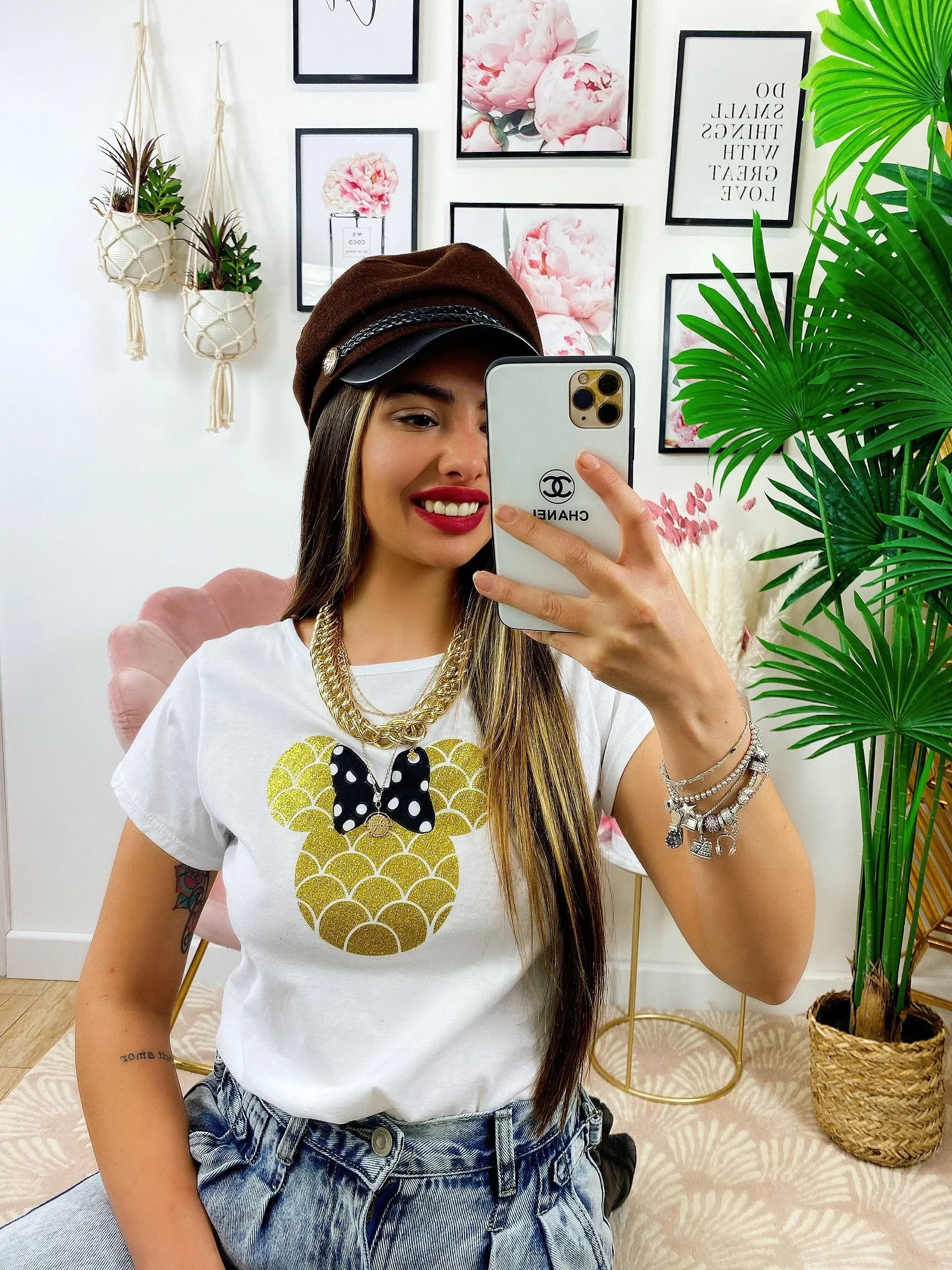 T-shirt con stampa glitter oro
