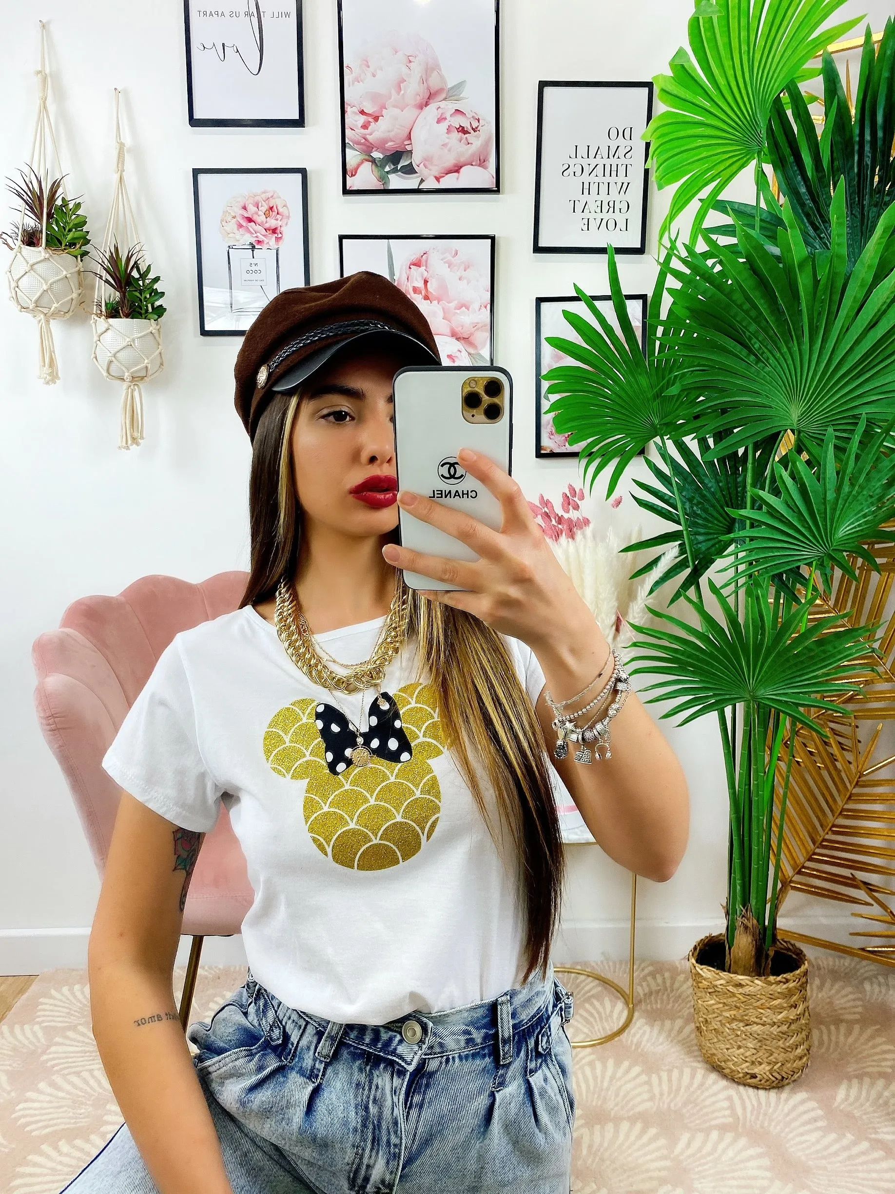 T-shirt con stampa glitter oro