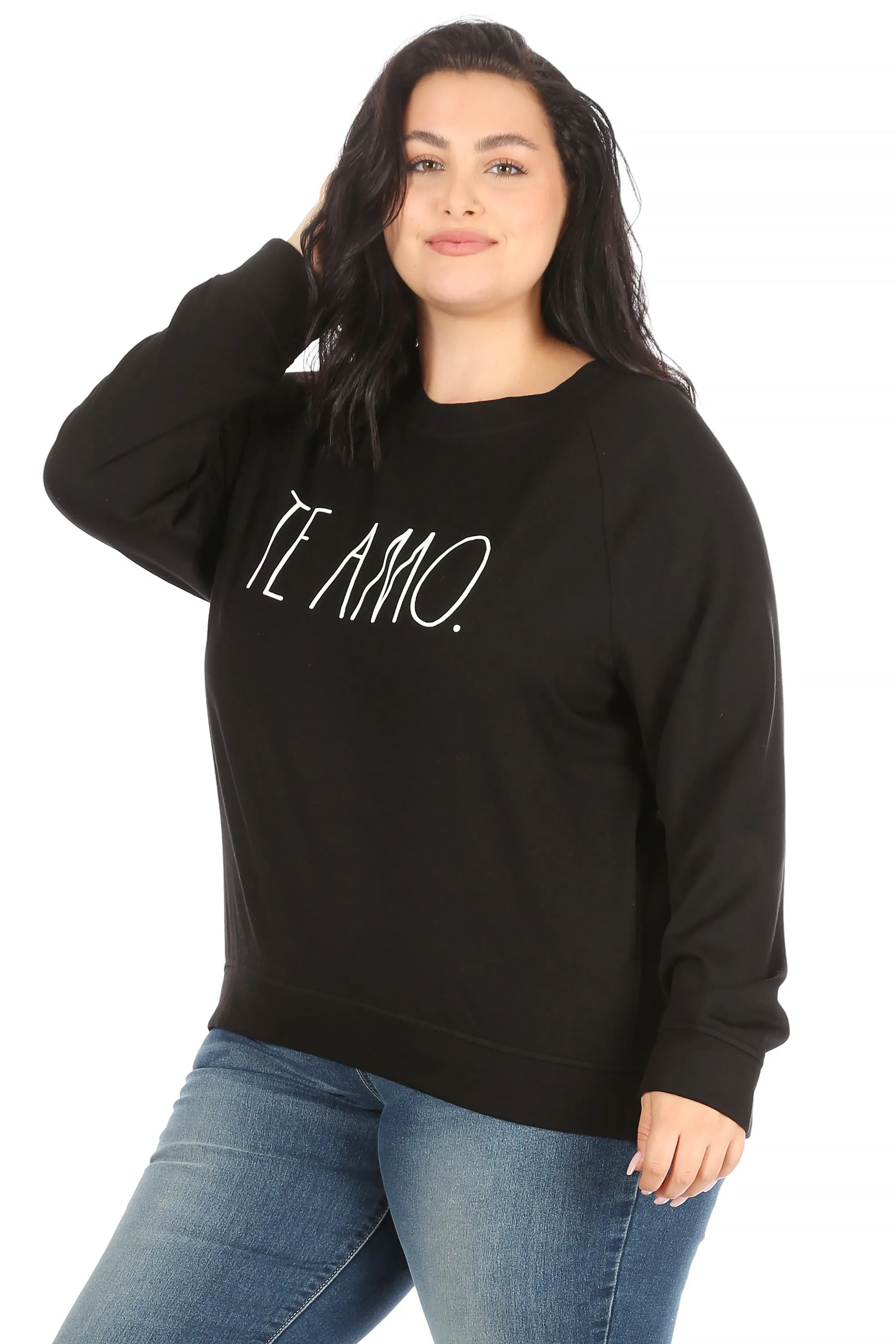 Women's "TE AMO" Plus Size Studio Raglan Pullover Sweatshirt