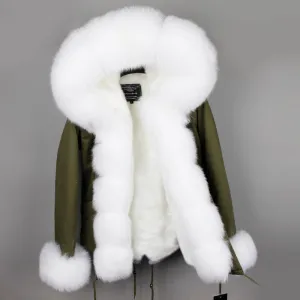 Women's Winter Casual Short Polyester Hooded Parka With Fox Fur